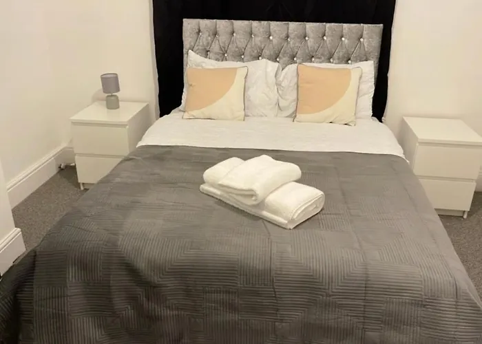 Large Room 2