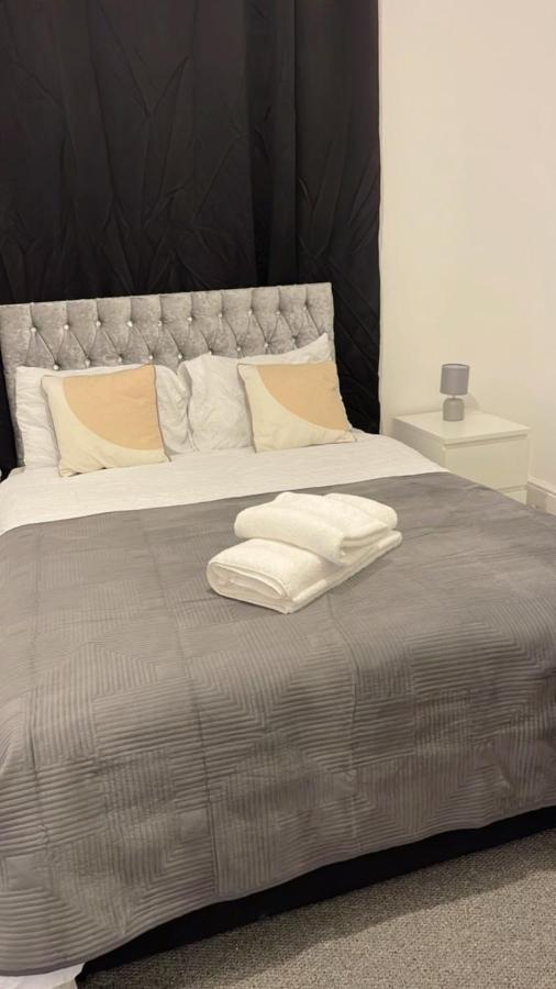 Large 2 Privatunterkunft Bristol